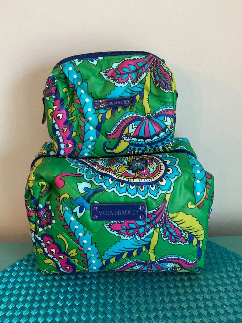 NWOT Vera Bradley Cosmetic Bags Set 2 Pc. Emerald Paisley